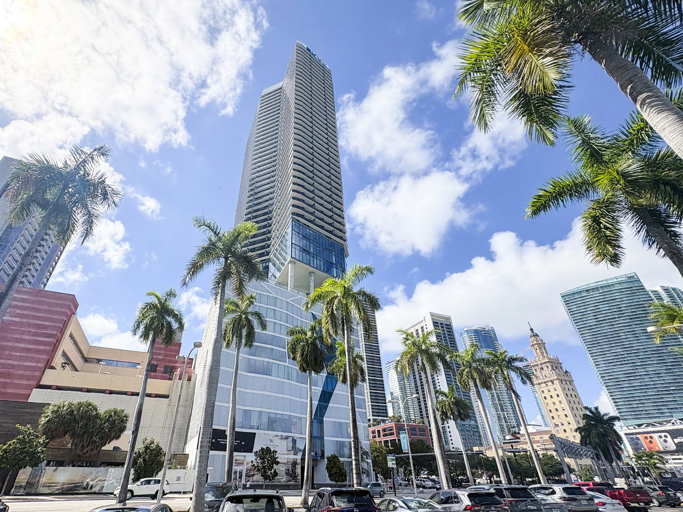 Elser Hotel and Residences - 1